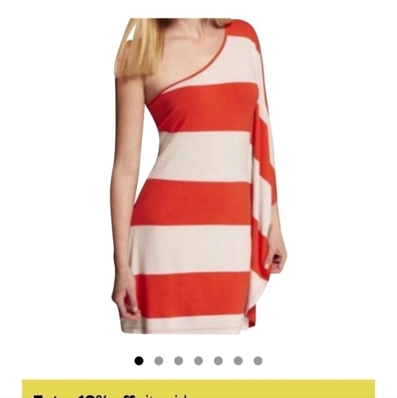 Express Dresses & Skirts - 3/$15 Express Shoulder Night Out Dress from Express Size Small